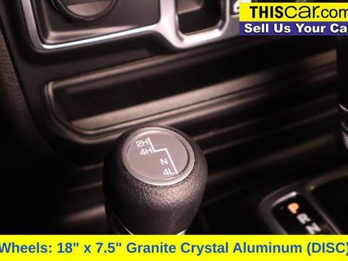Used 2023 Jeep Gladiator Overland AWD/4WD image 26