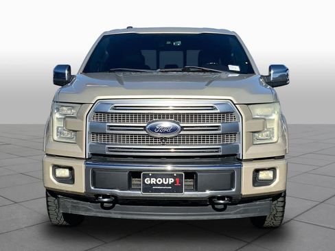 Used 2017 Ford F150 Platinum w/ Equipment Group 701A Luxury AWD/4WD image 4