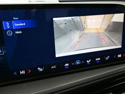 New 2026 Chevrolet Traverse LT w/ LPO, Floor Liner Package image 33