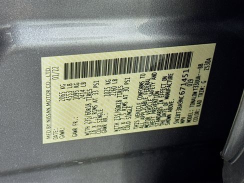 Used 2022 Nissan Rogue SV image 39