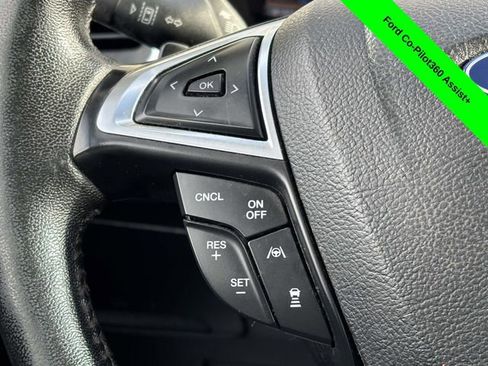 Used 2019 Ford Edge Titanium w/ Cold Weather Package image 15