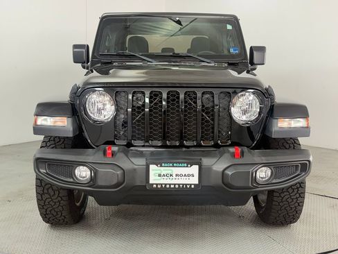 Used 2023 Jeep Gladiator Sport AWD/4WD image 2