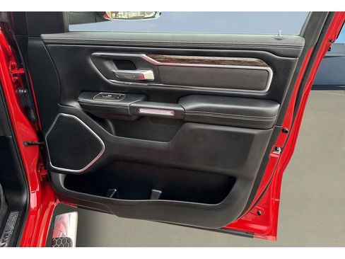 Used 2020 RAM 1500 Laramie image 40