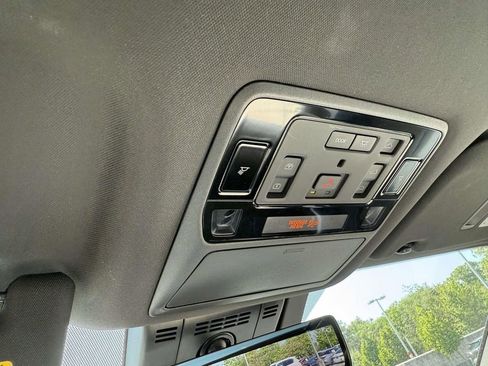 Used 2025 Lexus TX 500h AWD image 28