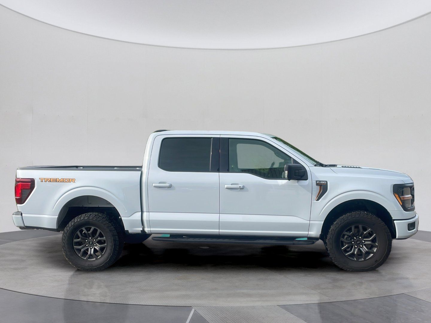 Certified 2025 Ford F150 Tremor AWD/4WD image 6