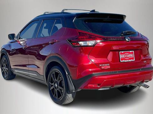 Used 2021 Nissan Kicks SR w/ SR Premium Package image 4