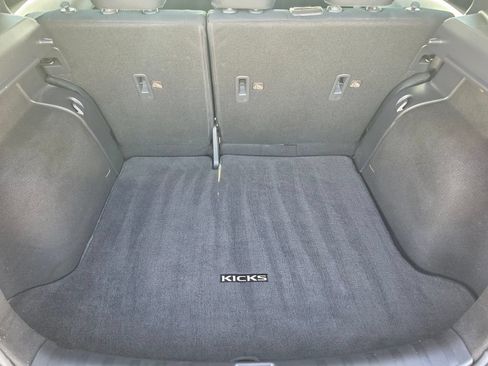 Used 2024 Nissan Kicks SV FWD image 31