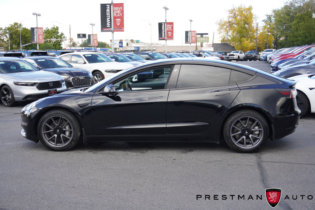 Used 2022 Tesla Model 3 Long Range AWD/4WD image 4