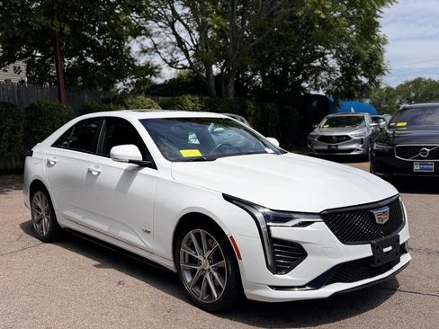 Used 2020 Cadillac CT4 V w/ Climate Package AWD/4WD image 8