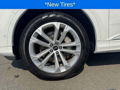 Used 2025 Audi Q7 3.0T Premium Plus AWD/4WD image 11