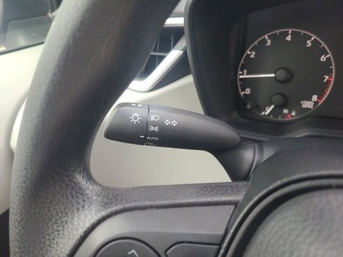 Used 2024 Toyota Corolla LE image 22