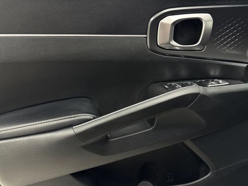 Used 2021 Kia Sorento S FWD image 34