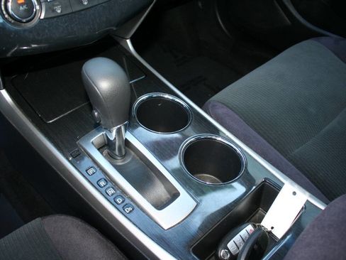 Used 2013 Nissan Altima 2.5 image 21