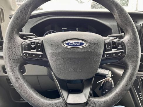 Used 2023 Ford Transit 250 Medium Roof AWD image 10