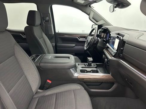 Used 2022 Chevrolet Silverado 1500 RST image 33