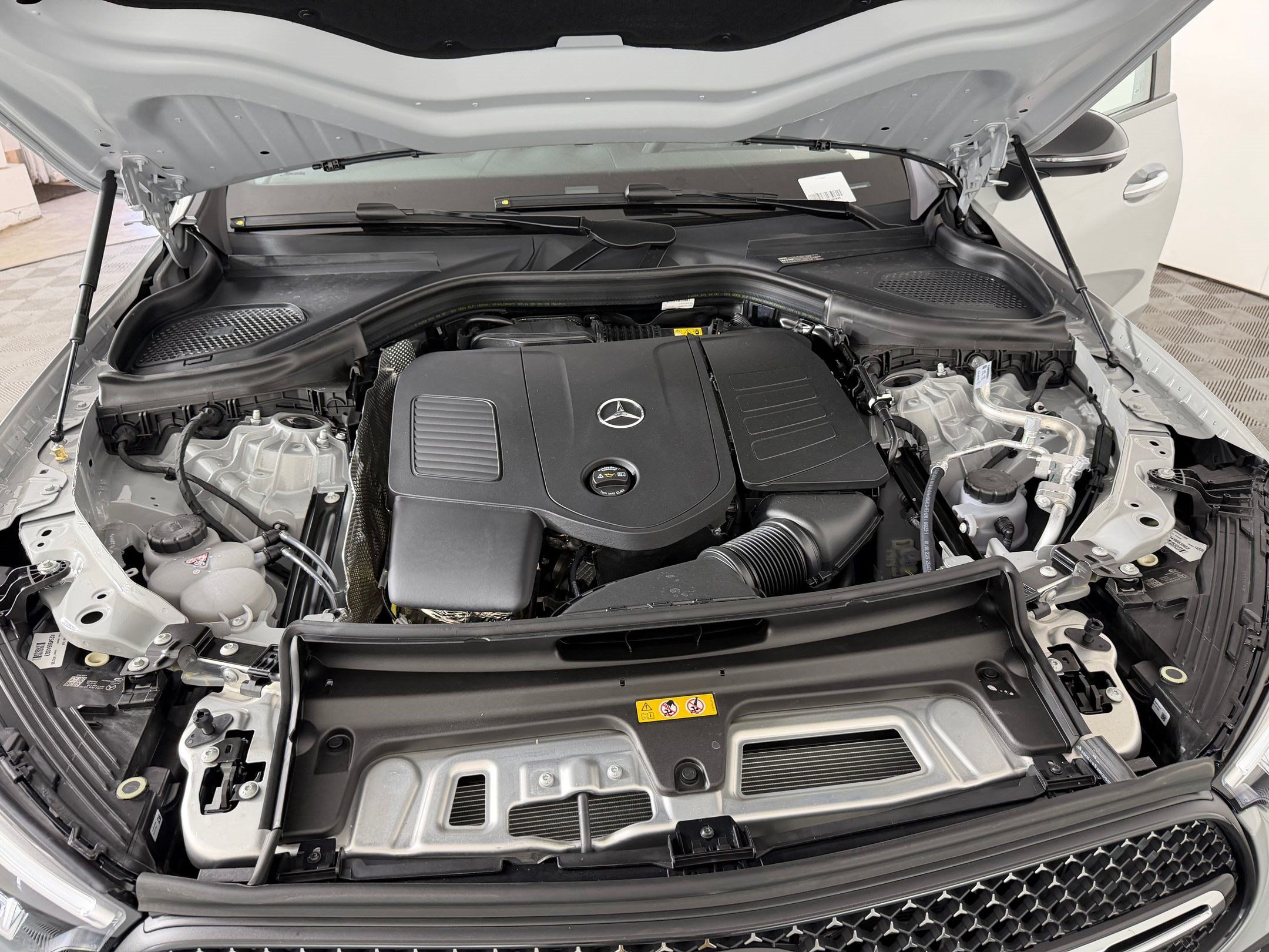 Used 2026 Mercedes-Benz GLC 300 4MATIC image 31