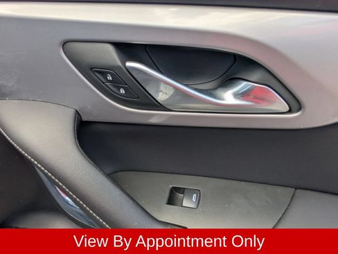 Used 2025 Chevrolet Blazer LT FWD image 35