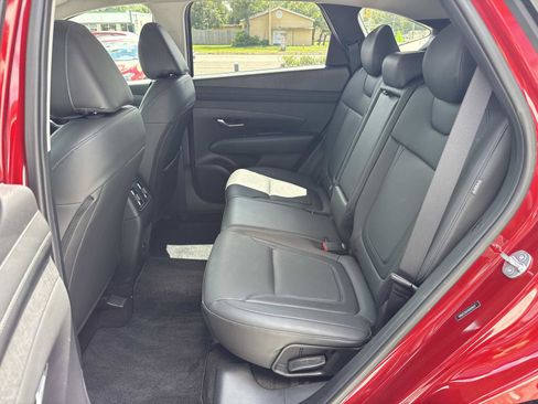 Used 2025 Hyundai Tucson SEL FWD image 14