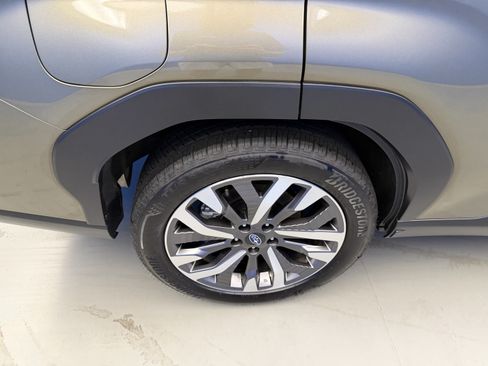 Certified 2026 Subaru Forester Touring AWD/4WD image 8