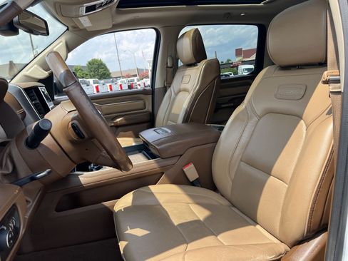 Used 2019 RAM 1500 Laramie Longhorn w/ Bed Utility Group AWD/4WD image 13