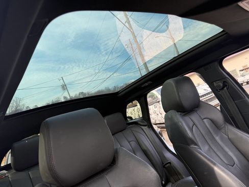 Used 2013 Land Rover Range Rover Evoque Pure Premium image 14