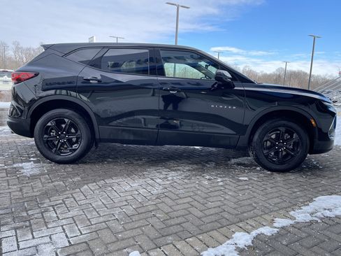 Used 2023 Chevrolet Blazer LT image 6