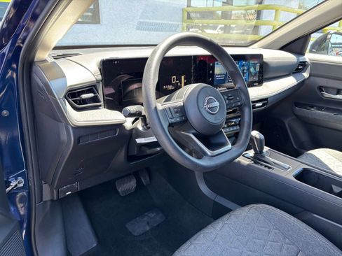 Used 2026 Nissan Kicks SV w/ Cold Weather Package AWD/4WD image 29