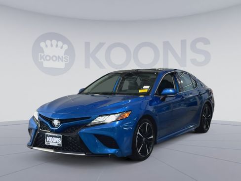 Used 2019 Toyota Camry XSE w/ Driver Assist Package FWD image 5
