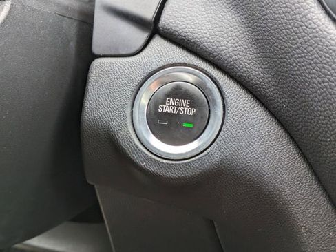 Used 2022 Chevrolet Equinox LT image 28