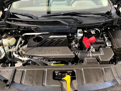 Certified 2023 Nissan Rogue SV w/ SV Premium B Package image 32