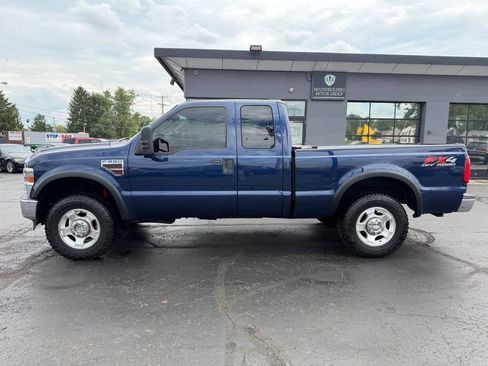 Used 2010 Ford F250 XLT AWD/4WD image 3