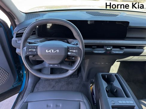New 2026 Kia EV9 Wind image 13