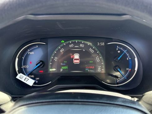 Certified 2025 Toyota RAV4 LE AWD/4WD image 16