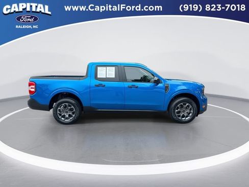 Certified 2025 Ford Maverick XLT w/ XLT Luxury Package AWD/4WD image 9