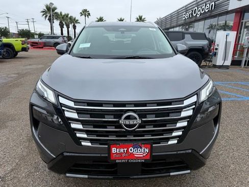 New 2026 Nissan Rogue Platinum w/ Platinum Premium Package AWD/4WD image 2