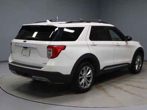 Certified 2020 Ford Explorer XLT w/ Equipment Group 202A image 11