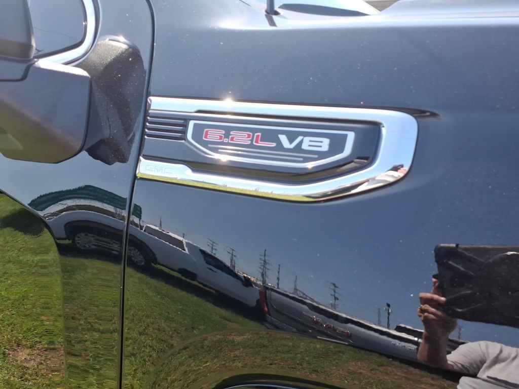 Used 2022 GMC Sierra 1500 Denali AWD/4WD image 10