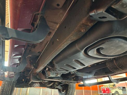 Used 2005 Ford Explorer Sport Trac XLT image 41