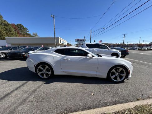Used 2016 Chevrolet Camaro SS image 4