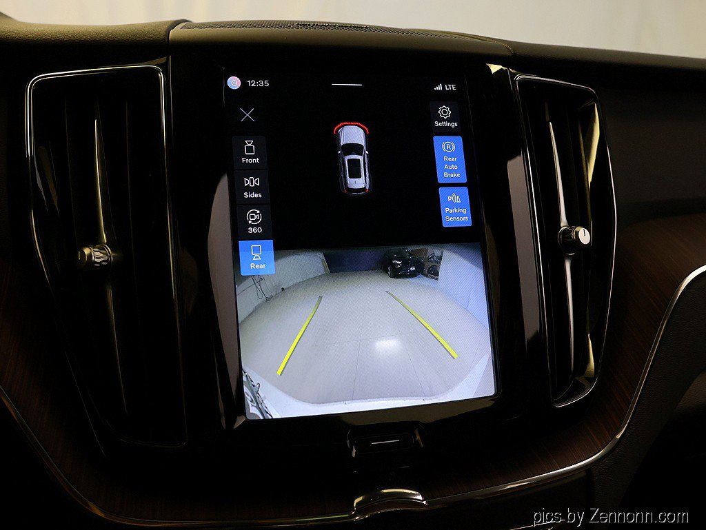 Used 2023 Volvo XC60 B5 Plus w/ Climate Package AWD/4WD image 15