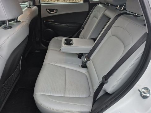 Used 2018 Hyundai Kona Limited image 30