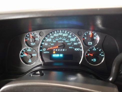 Used 2015 GMC Savana 2500 Extended w/ Chrome Appearance Package image 13