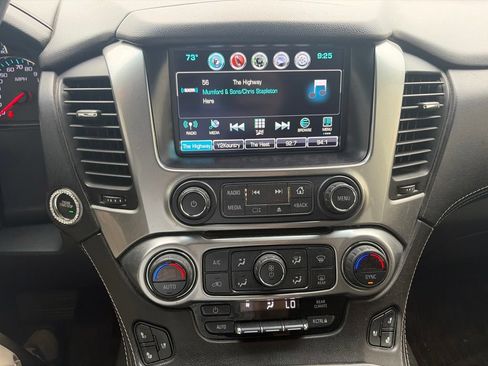 Used 2018 Chevrolet Tahoe Premier AWD/4WD image 20