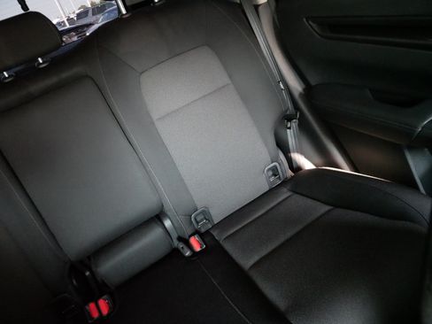 Used 2025 Honda CR-V LX image 14