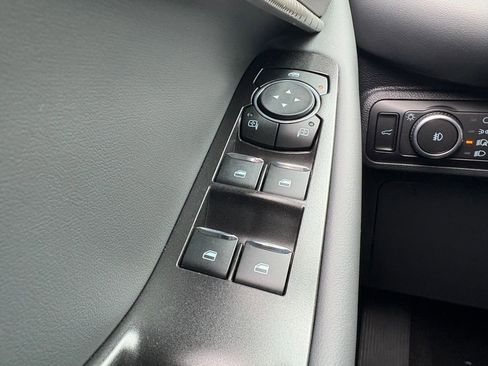 New 2026 Ford Explorer Active w/ Active Comfort Package image 22