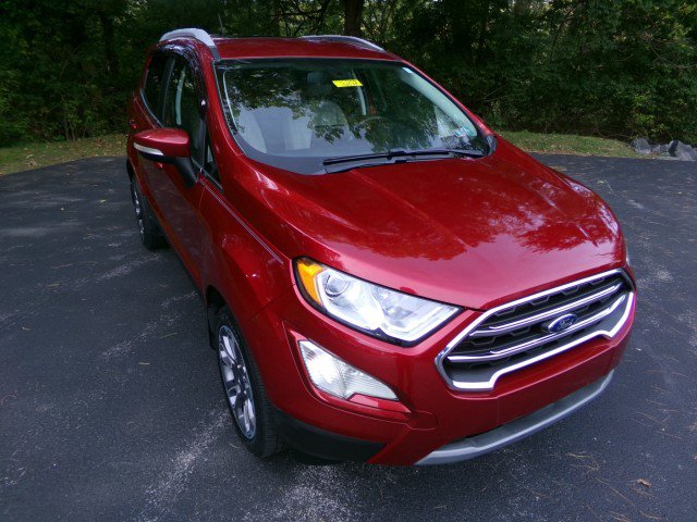 Used 2018 Ford EcoSport Titanium w/ Titanium Cold Weather Package AWD/4WD image 2