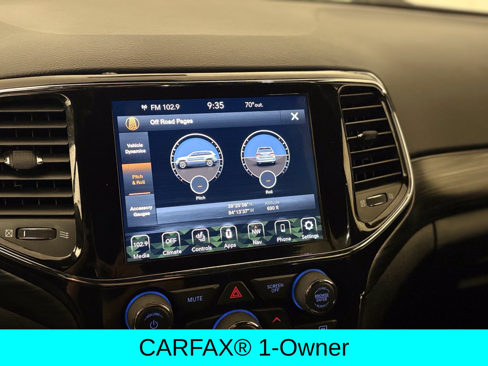 Used 2021 Jeep Grand Cherokee Laredo X AWD/4WD image 16