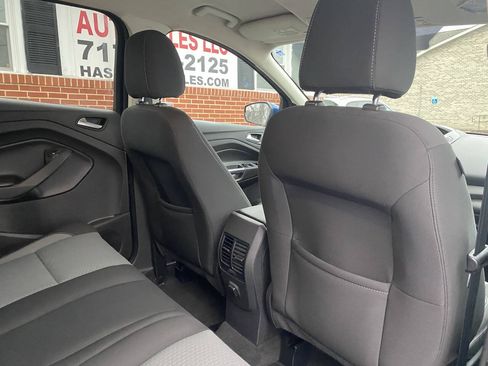 Used 2017 Ford Escape SE AWD/4WD image 17