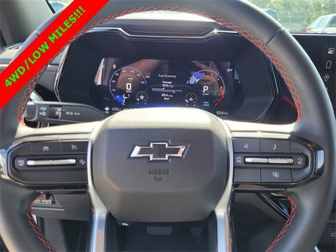 Used 2024 Chevrolet Colorado Z71 w/ Z71 Convenience Package 2 image 22