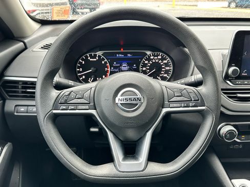 Used 2021 Nissan Altima 2.5 SV image 14